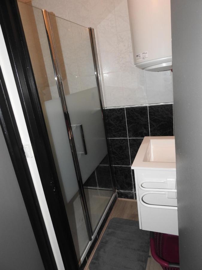 לימוז' Studio Tres Confortable מראה חיצוני תמונה